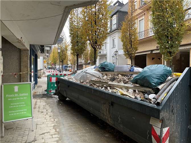 Drei Monate nach der Flut: So sieht Bad Neuenahr heute aus Foto: ROB