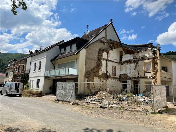 Ein Jahr nach der Flut: So sieht Walporzheim heute aus Foto: ROB