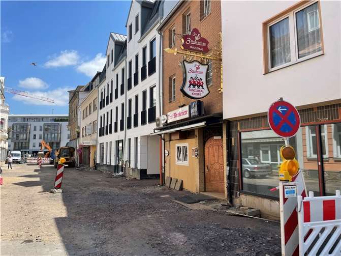 Ein Jahr nach der Flut: So sieht Bad Neuenahr heute aus Foto: ROB