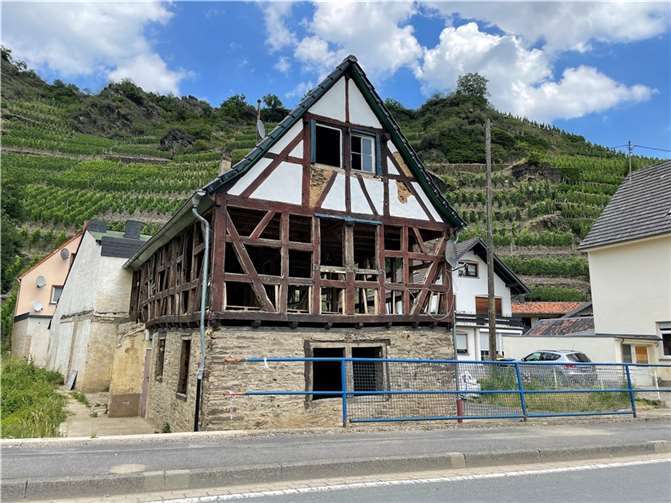 Ein Jahr nach der Flut: So sieht Laach heute aus Foto: ROB