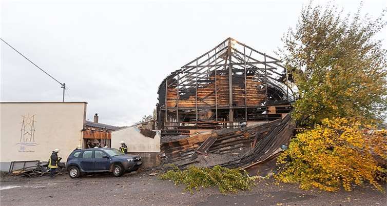 Wohnhausbrand fordert drei Todesopfer Foto: Sascha Ditscher