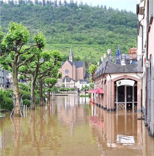 Hochwasser bei Cochem: Wasser steht bei 8 Metern Foto: TE