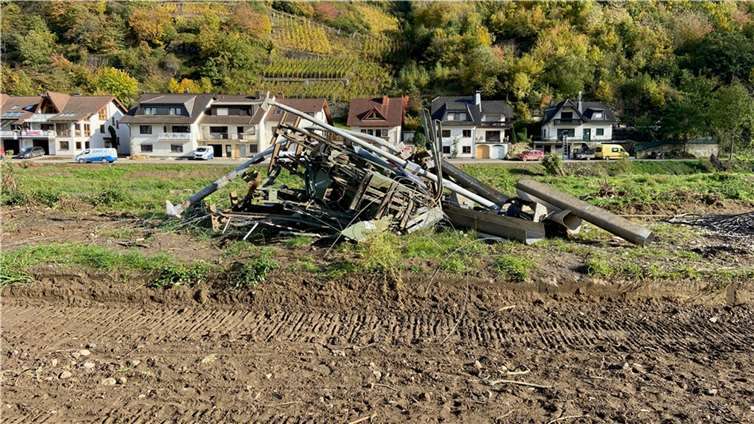 Drei Monate nach der Flut: So sieht die Strecke der Ahrtalbahn heute aus Foto: Ulrich Stumm / Ahrtalbahnfreunde