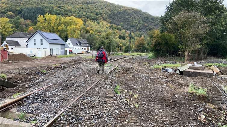 Drei Monate nach der Flut: So sieht die Strecke der Ahrtalbahn heute aus Foto: Ulrich Stumm / Ahrtalbahnfreunde