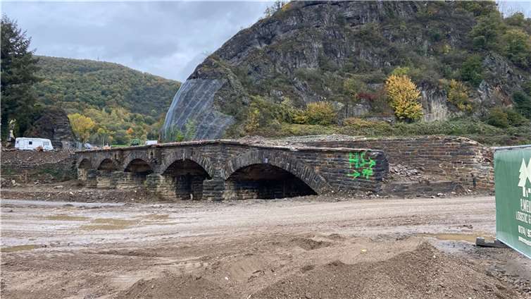 Drei Monate nach der Flut: So sieht die Strecke der Ahrtalbahn heute aus Foto: Ulrich Stumm / Ahrtalbahnfreunde