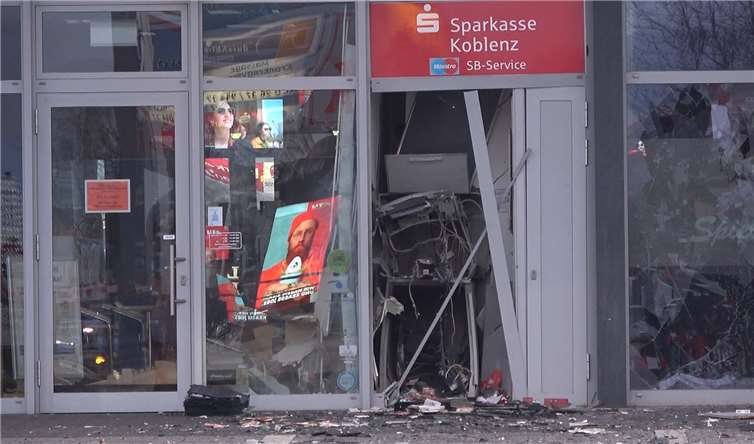 Geldautomat gesprengt Foto: WinklerTV