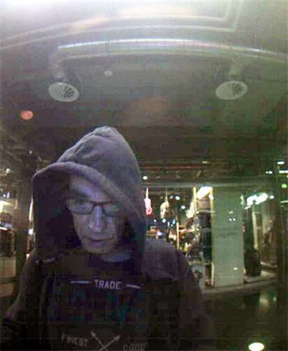 Foto des unbekannten Täters.Polizei RLP