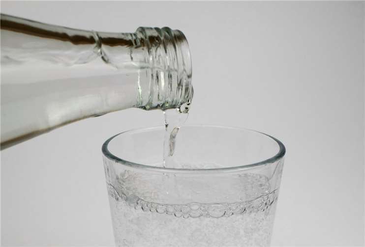 Eifel-Quelle ruft Mineralwasser zurück Foto: pixabay.de