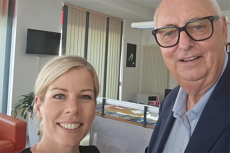 Foto v.l.n.r.: Lana Horstmann, Mitglied des Landtages Rheinland-Pfalz u. Hans-Jörg Assenmacher, Vorsitzender der Initiative Region Koblenz-Mittelrhein e.V. u. Notar in Koblenz