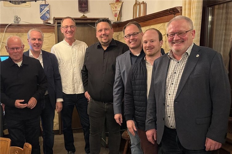 Foto: (von links): Peter Labonte, Michael Güls, Günter Groß, Andreas Birtel, Jens Güllering, Dennis Maxeiner und Johannes Lauer.