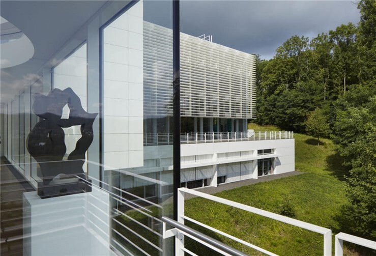 Fotoaufnahmen des Arp Museums in Rolandseck für eine Pubklikation der GDKE (Architektur und Denkmalschutz, Moderne Anbauten an historische Bausubstanz).Architekt: Richard Meier
