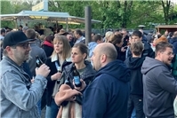 Escher Maibaumfest lockt viele Hundert Besucher