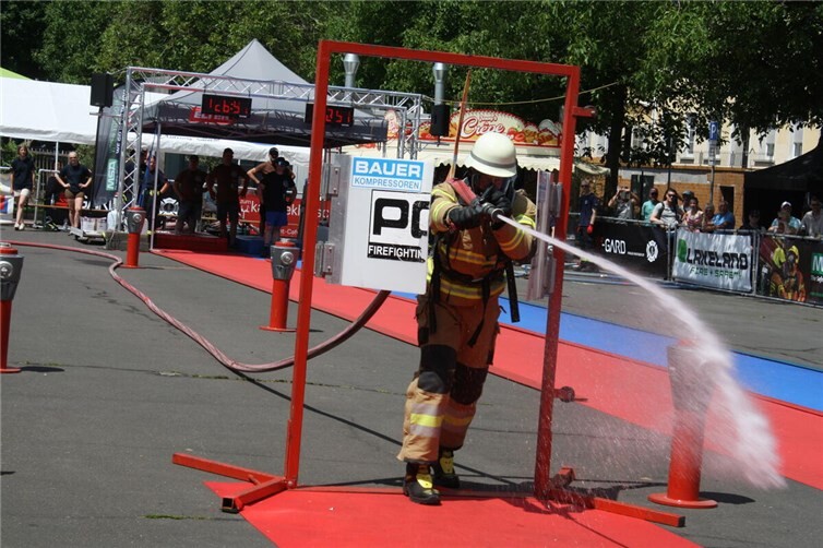 Spannende Feuerwehr-Wettkämpfe in Ediger-Eller mit internationaler Beteiligung