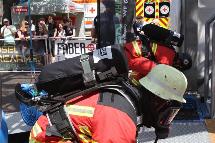 Spannende Feuerwehr-Wettkämpfe in Ediger-Eller mit internationaler Beteiligung