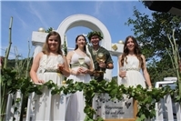 Heimat- und Weinfest mit Weinmajestäten und Festumzug
