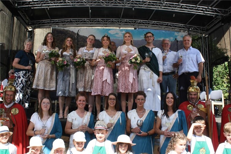 Weinfest mit Tropentemperaturen und neuen Weinmajestäten