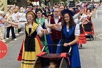 Traditionsevent mit Festumzug, Musikgenuss und Brillantfeuerwerk