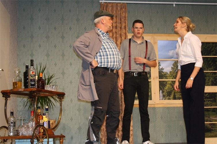 Ensemble „Spielzeit“ Düngenheim begeistert mit Dreiakter