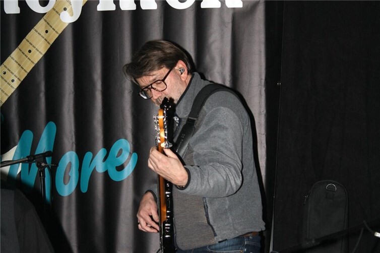 „The Journeymen“ spielen Bluesrock-Klassiker in Kailer Musikschmiede