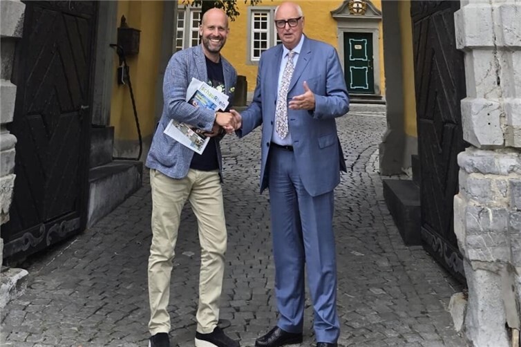 Fotounterzeile v.l.n.r.: Herr Dr. Johannes von Mikulicz-Radecki, Bereichsleiter Mittelstand der Akademie Deutscher Genossenschaften e.V. und Hans-Jörg Assenmacher, Vorsitzender der Initiative Region Koblenz-Mittelrhein e.V.