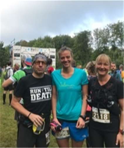 Fraggle, Mareike und Almuth gut gelaunt vor dem Start beim HuBuT.