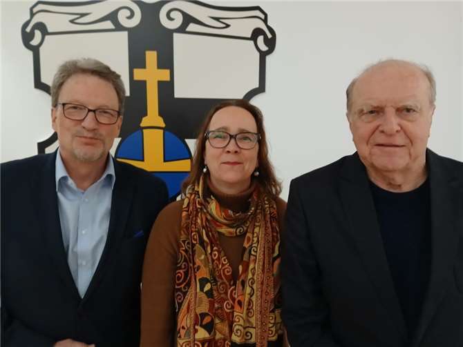 Fraktionsvorsitzender Rainer Friedrich (Bildmitte) freut sich auf die Zusammenarbeit mit Nicole Döring-Welsch und Dieter Sossalla. Foto: privat