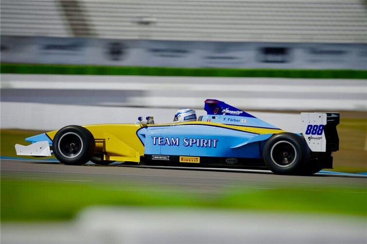 Frank Färber mit seinem 3,5-Liter-World Series Renault bei der BOSS GP auf dem Hockenheimring 