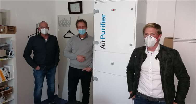 Frank Klapperich (Fraktionssprecher SPD im Verbandsgemeinderat Brohltal, Maximilian Mumm (Bürgermeister der VG Maifeld) und Christoph Schmitt (Mitglied des Verbandsgemeinderats Brohltal und SPD-Direktkandidat für die Bundestagswahl).Foto: privat