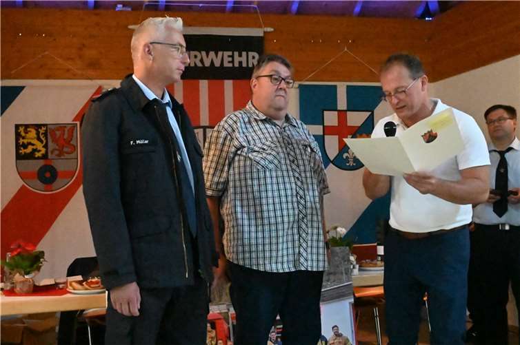 Frank Müller (links) und Wolfgang Adams (Mitte) sind seit über 35 beziehungsweise seit über 40 Jahren dabei.