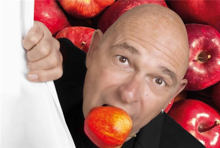 Frank Sauer wirft mit seinem Programm einen bissigen Blick auf Beziehungen. Foto:Michael Nellinger