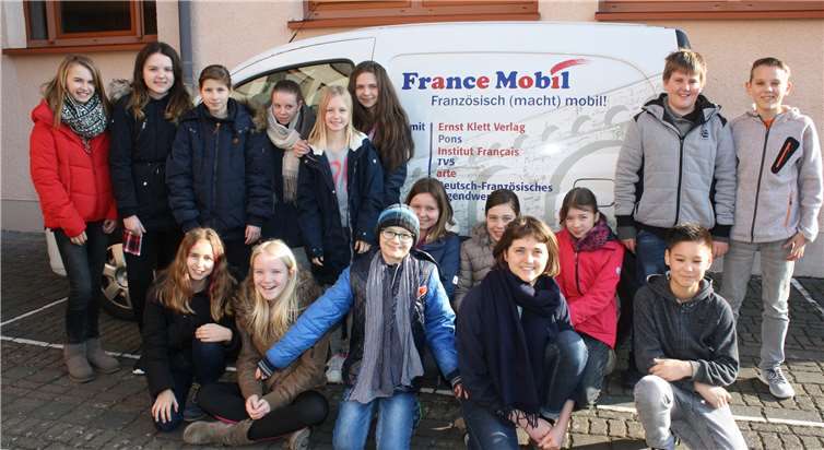 Frankreich und Französisch mit dem France-Mobil und Marion Kieberkennenzulernen, machte auch den Jugendlichen in der IGS Maifeld viel Spaß.