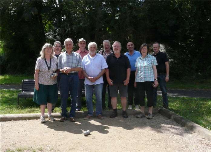 Franz-Josef Esch stand als neuer Vereinsmeister fest, auf dem zweiten Platz folgte Karl-Heinz Kußnerus.  Fotos: privat