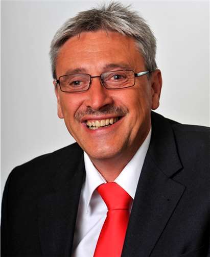 Franz-Josef Wagner steht in der Bürgersprechstunde für Gespräche zur Verfügung. privat