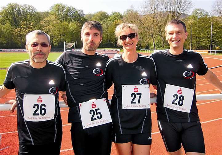 Franz Maurer, Josef Müller, Silke Jaensch und Herbert Götte beim Ahrtallauf. privat