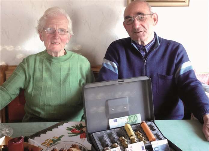 Franziska und Alfons Weber unterstützen den Neubau.privat