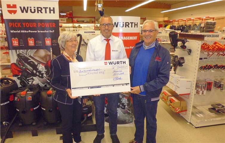 Frau Diehl, Niederlassungsleiter Konrad Schwitalla und Herr Diehl. Privat