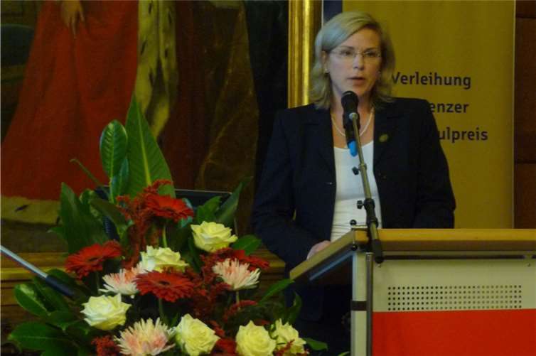 Frau Dr. Henrike Sappok-Laue wurde ausgezeichnet.