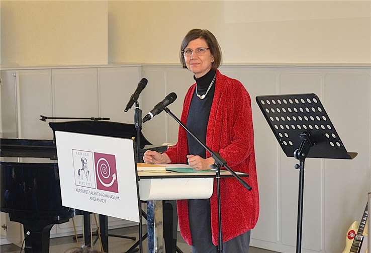 Frau Vogel bei ihrer Abschiedsrede. Foto: Stella Weber