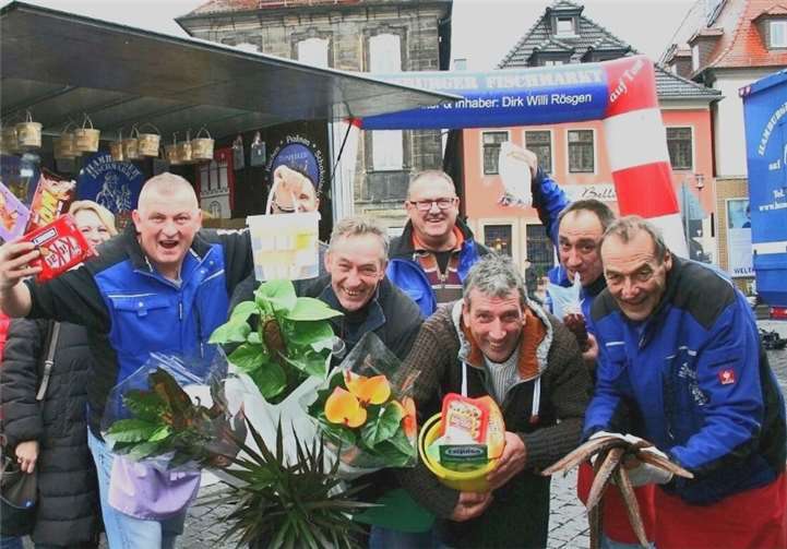 Frech sind Sie, manchmal auch ein bisschen derb - aber sehr unterhaltsam! Die Rede ist von den Marktschreiern und dem Hamburger Fischmarkt. Foto: privat