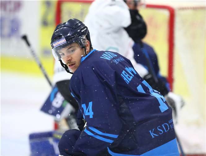 Frederic Hellmann steht dem EHC „Die Bären“ 2016 in der neuen Saison nicht mehr zur Verfügung. Foto: privat