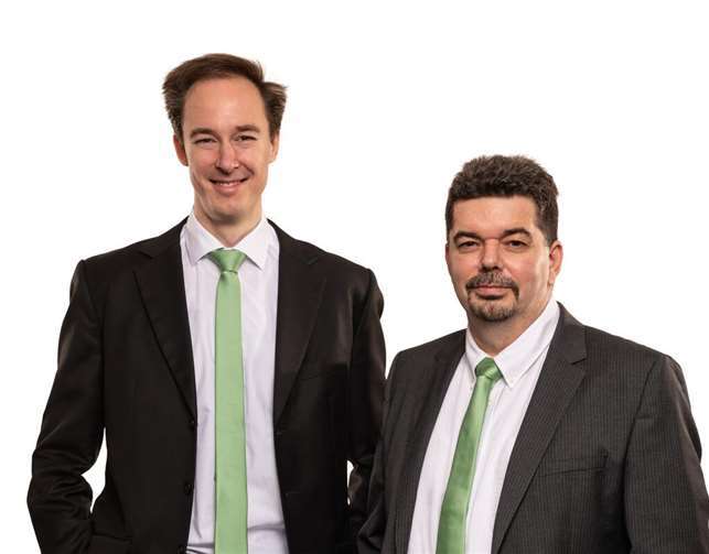 Freude über das positive Ergebnis bei den Geschäftsführern der Ahrtal-Werke GmbH Dominik Neswadba und Thomas Hoppenz (v.l.)  Foto:Dominik Ketz