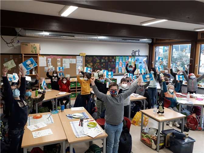Freude über den bestandenen Ernährungsführerschein. Quelle: Grundschule Ringen