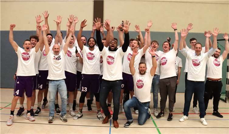 Freude über die Meisterschaft- Future Sports ist Oberliga-Meister. Foto: privat