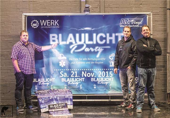 Freuen sich auf eine erfolgreiche Blaulichtparty: Eric Brüning, Miro Höfer und Torsten Schnack (v.l.) vom Organisationsteam. Christoph Falk