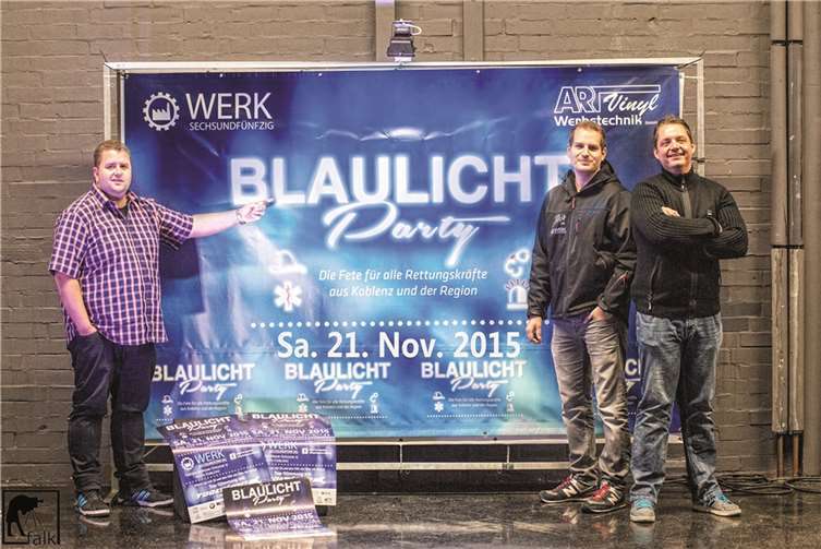 Freuen sich auf eine erfolgreiche Blaulichtparty: Eric Brüning, Miro Höfer und Torsten Schnack (v.l.) vom Organisationsteam. Foto: Christoph Falk