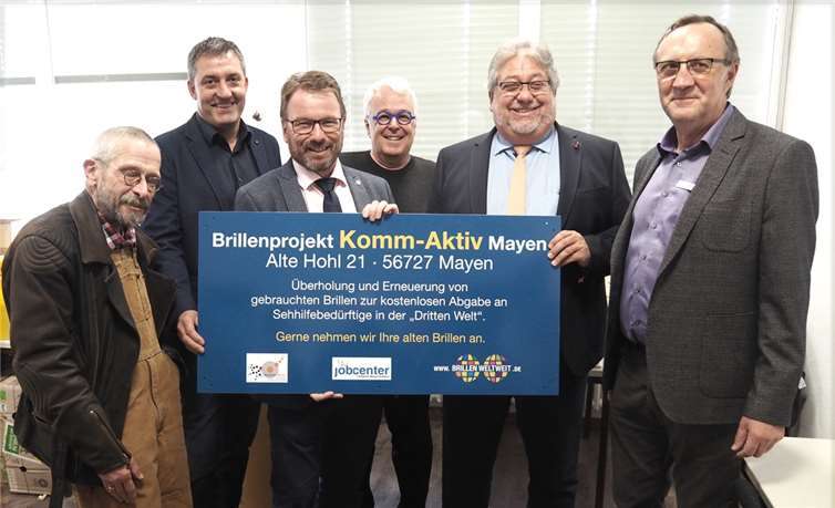 Freuen sich bei der Eröffnung in Mayen über den gelungenen Start (v.l.): Johannes Klein, Orga, Werner Schneider, Wolfgang Treis, Carlo Wagner, Ralf Koch und Walter Wendel. Fotos: BS