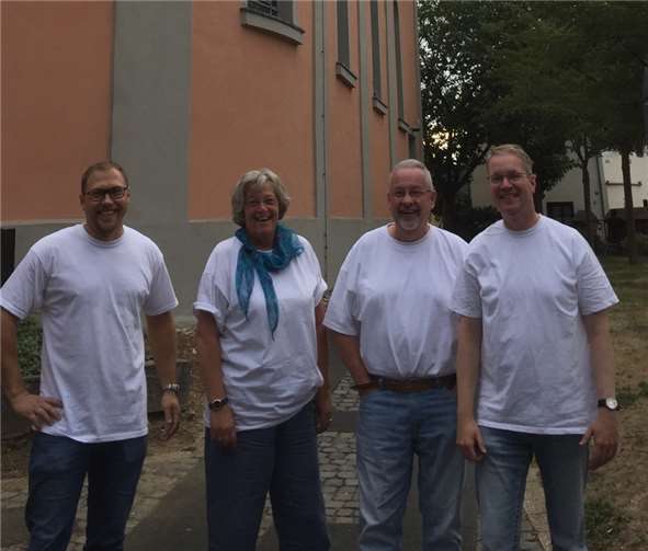 Freuen sich bereits auf den Festgottesdienst für St. Nikolaus: die Mitglieder des Pfarrausschusses (von links) Stefan Mayer, Marion Hicketier, Carlos Hicketier und Ansgar Pöhler. privat
