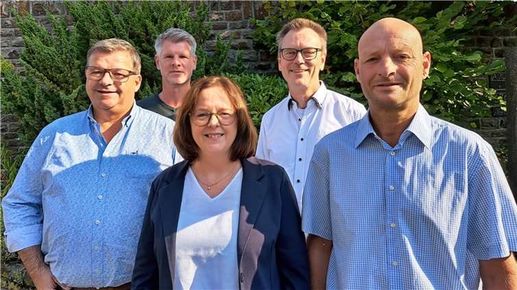 Freuen sich mit den Teilnehmenden auf den Wohlfühltag: (von links) Bürgermeister Walter Kill, Martin Busenbender, Sonja Breitbach, Pastor Norbert Missong und Olaf Spohr. Foto: Ortsgemeinde Kruft