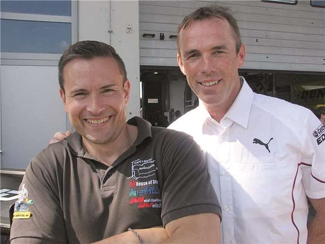 Freuen sich schon auf das 6 Stunden ADAC Ruhr-Pokal-Rennen: Teamchef David Ackermann und Dirk Adorf. privat