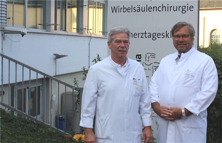 Freuen sich über die Auszeichung: die Chefärzte Dr. Markus Dücker und Dr. Walter Richter. privat